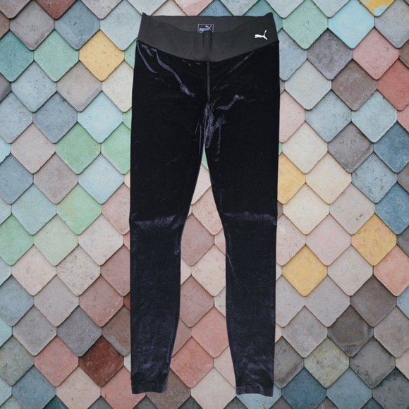 NWT PUMA EXPLOSIVE VELVET TOP AND TIGHTS - Picture 3 of 10